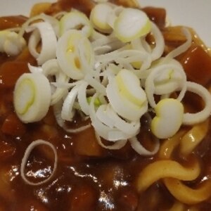 レトルトカレーで簡単♪旨いカレーうどん